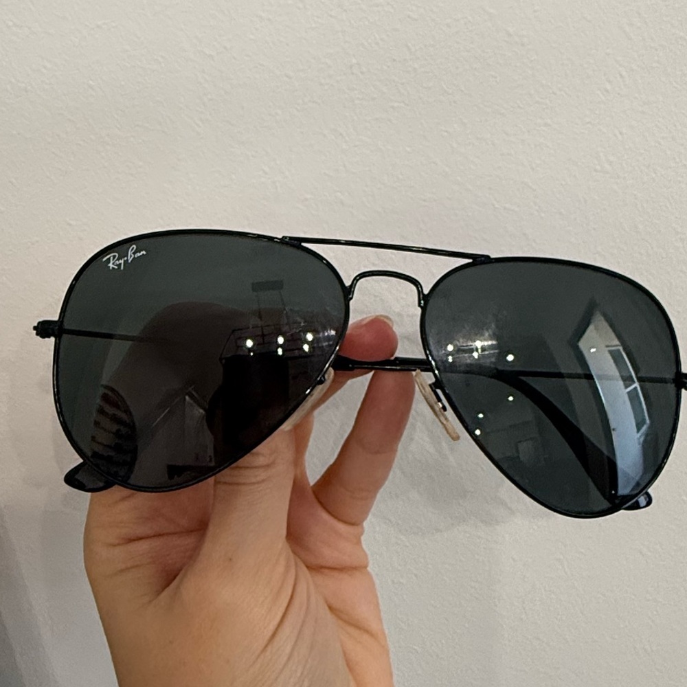 Ray-Ban Black Aviator Sunglasses